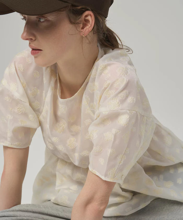 Flower Sheer Jacquard Volume Sleeve Peplum Blouse / 5 Minutes Sleeve