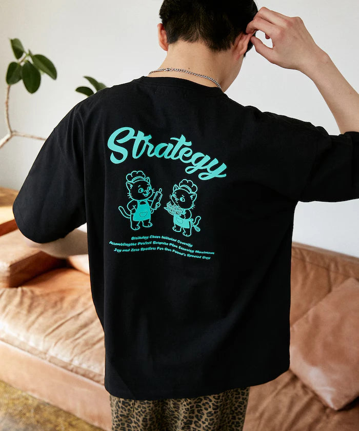 <Functional Material> STRATEGY Cat Print T-Shirt Limited Edition