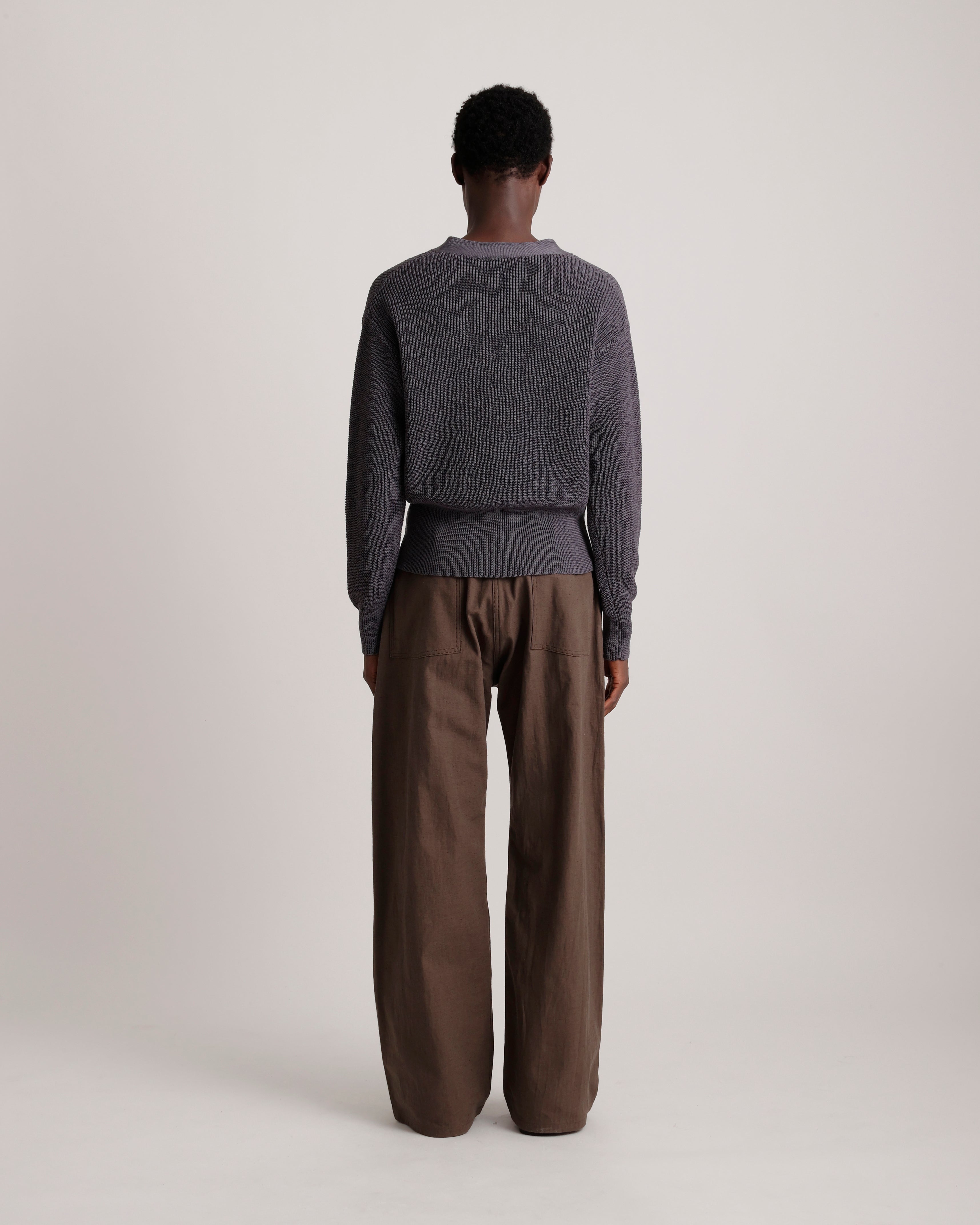 LOT.529 V NECK PULLOVER