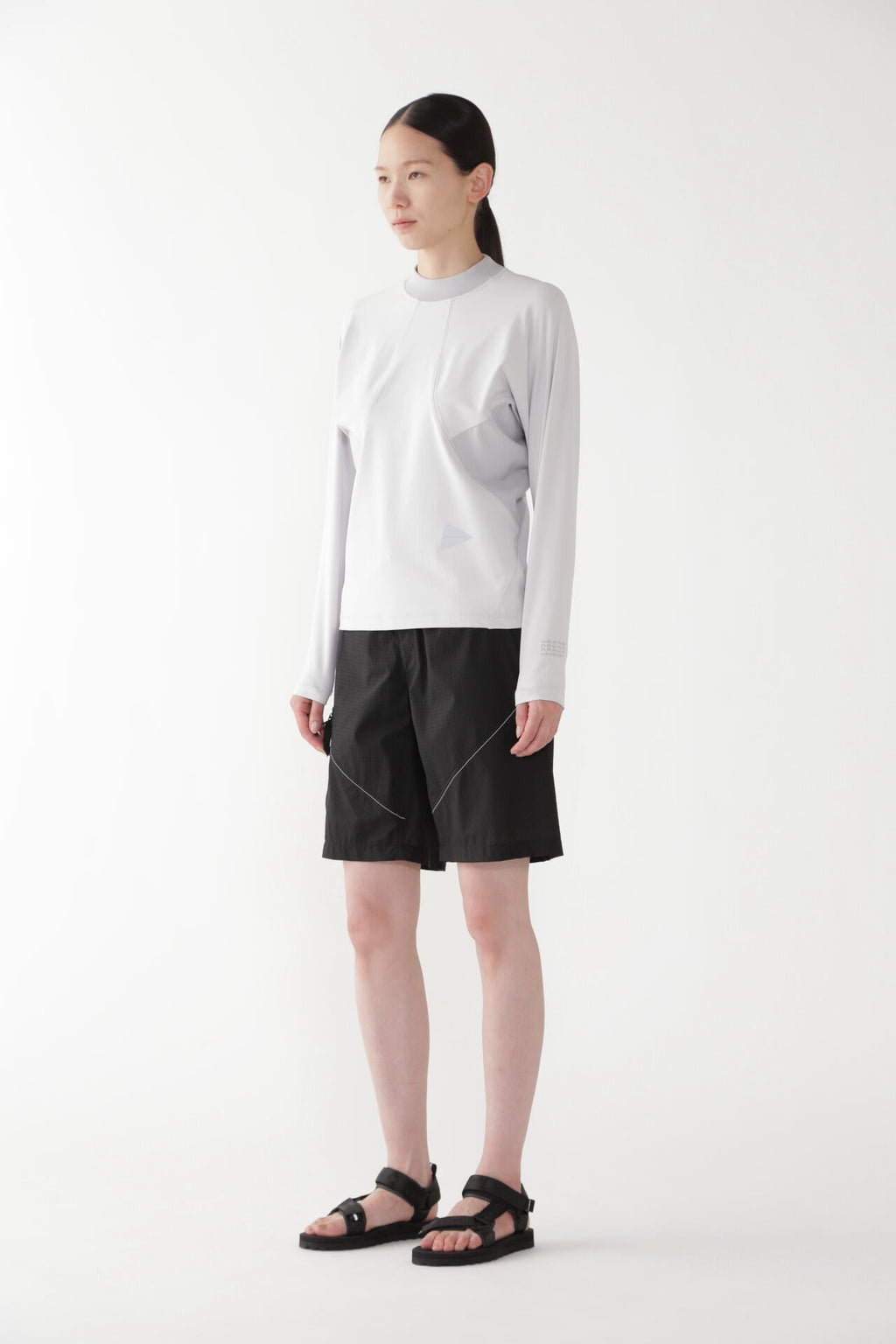 breath rip short pants