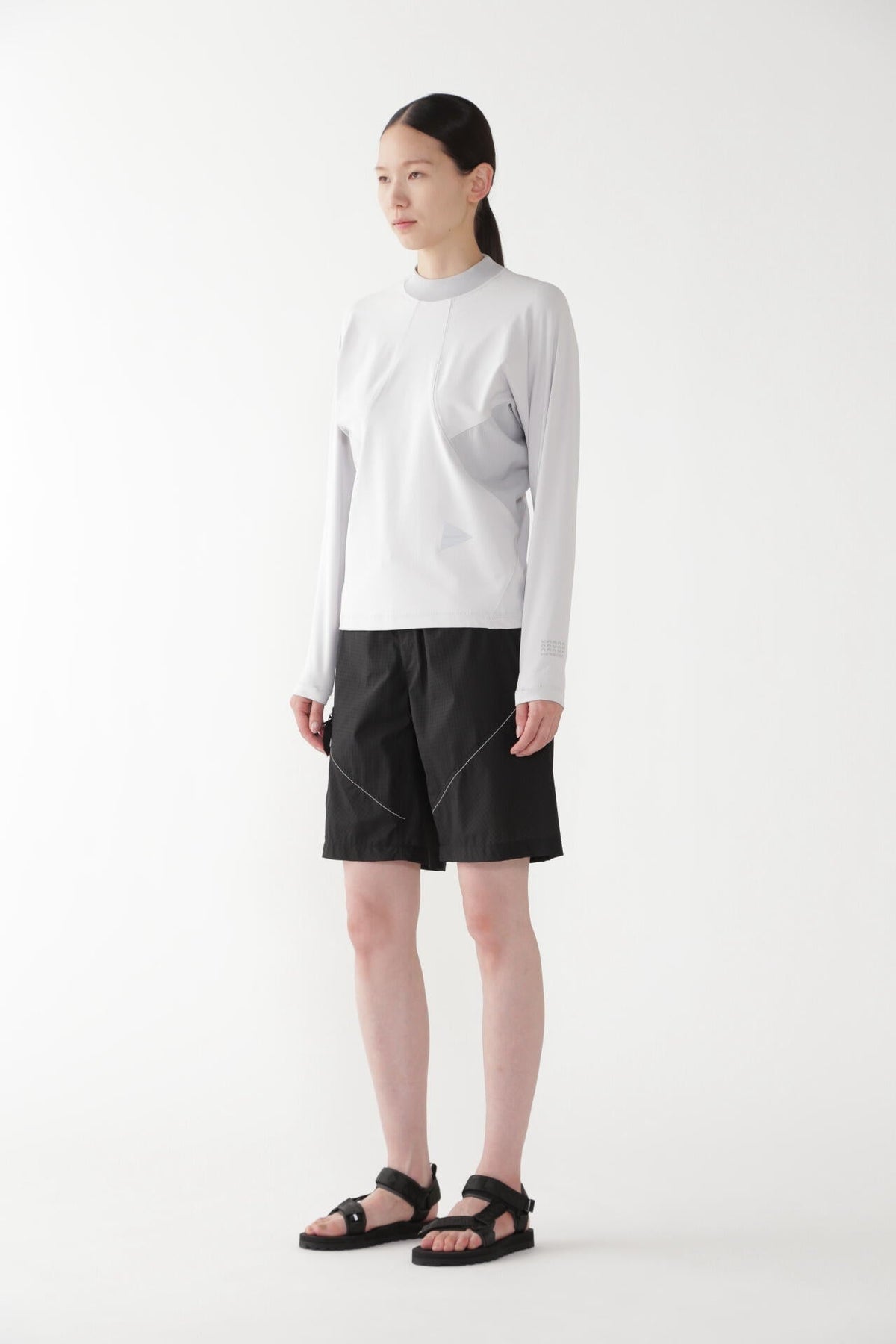 breath rip short pants