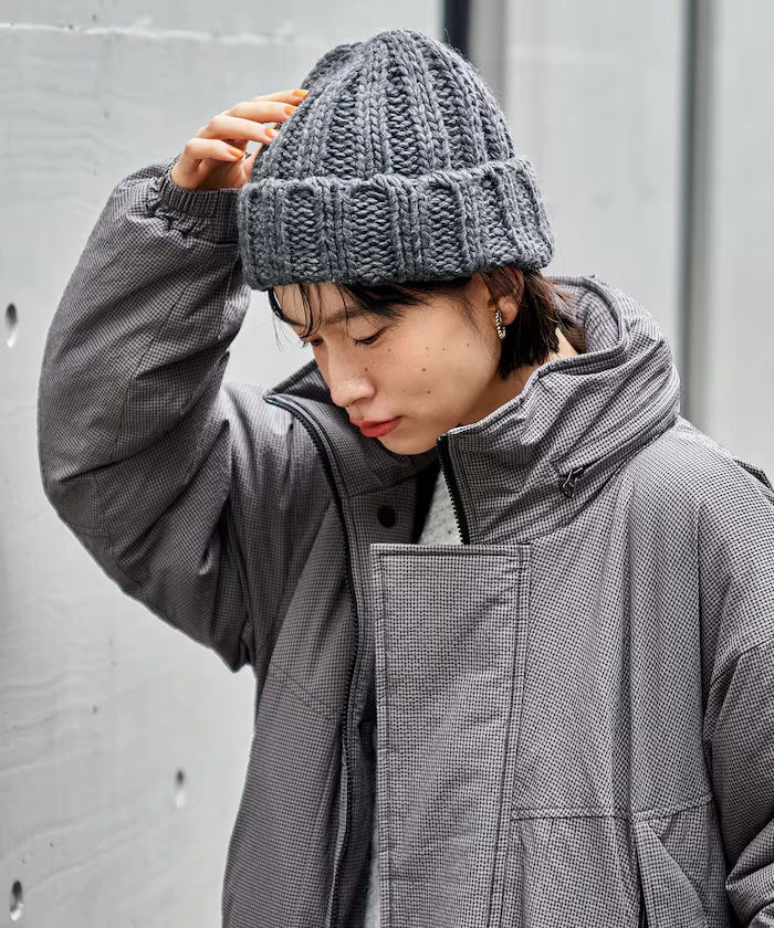 Thick-knit beanie