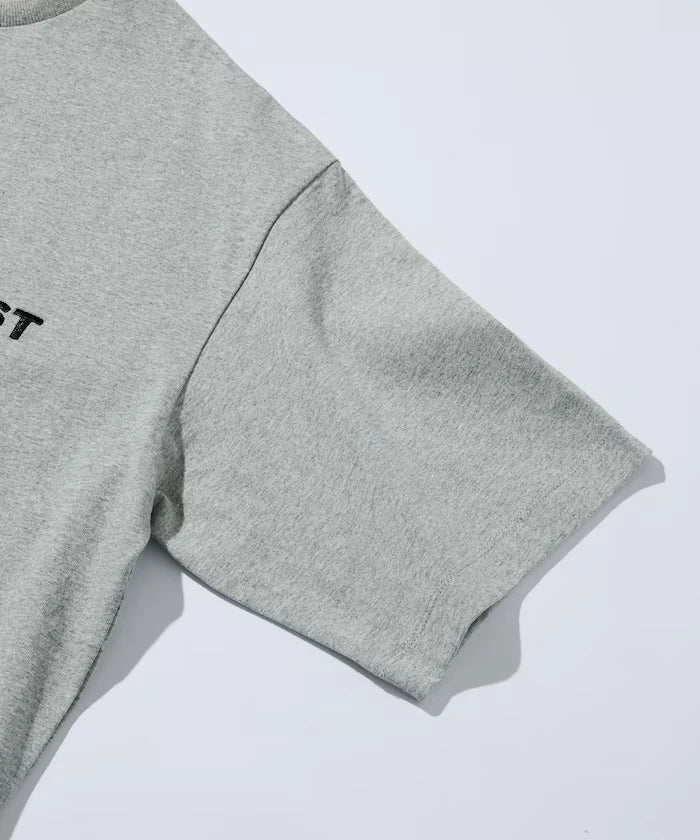 6 Ounce Front Logo Embroidered Crew Neck T-Shirt / One Point Design T-Shirt Left Chest Embroidery First Limited Edition