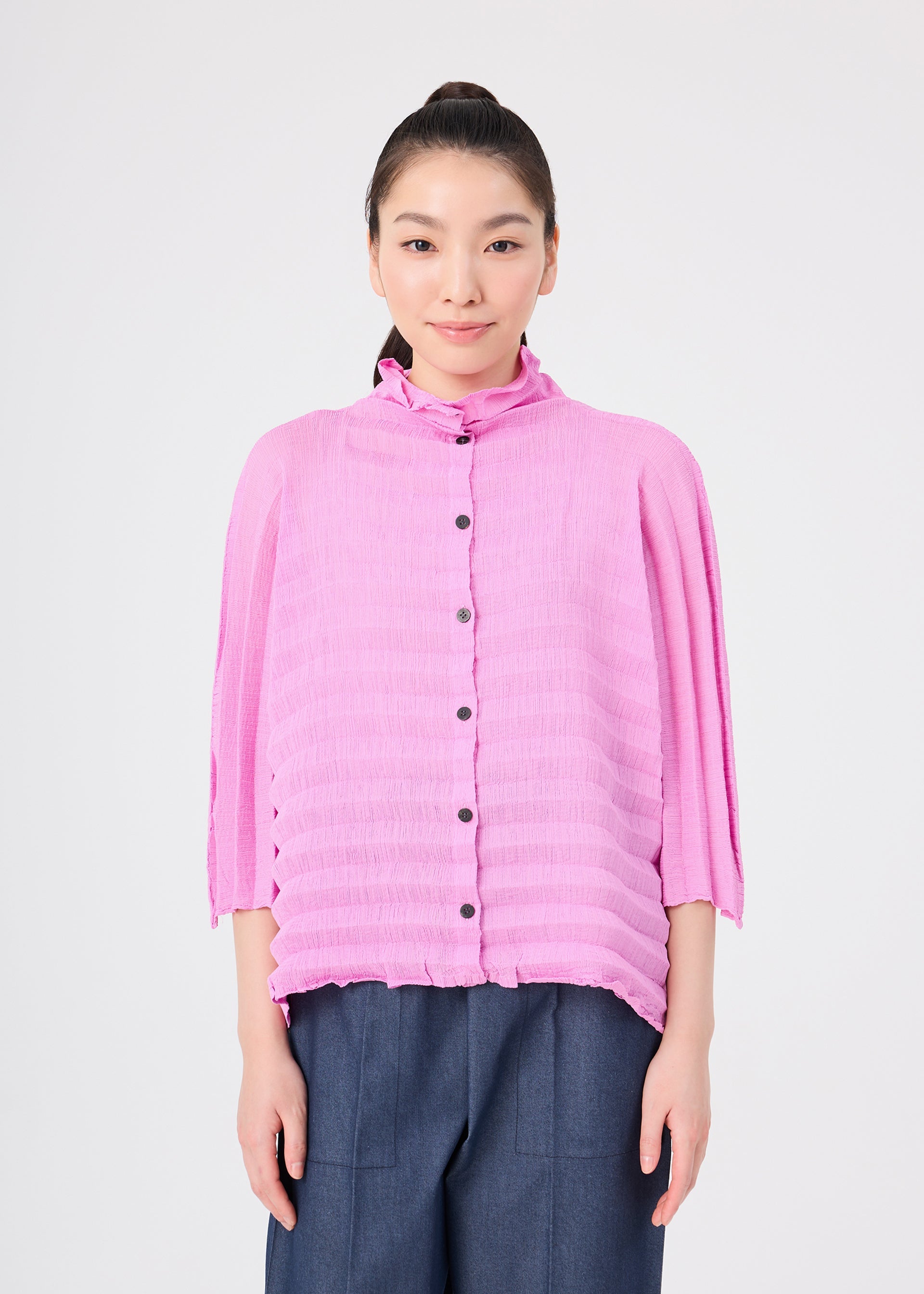 Accordion See-Through Crepe