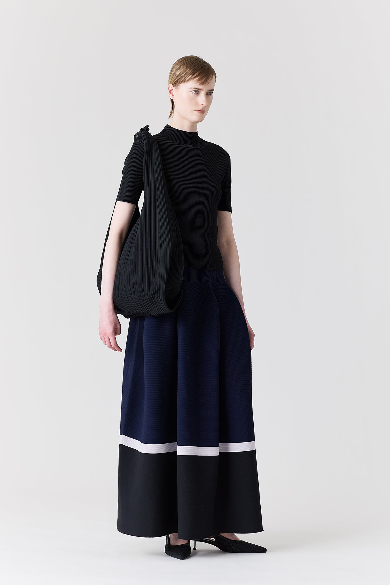 DAYFUKU LARGE SHOULDER BAG