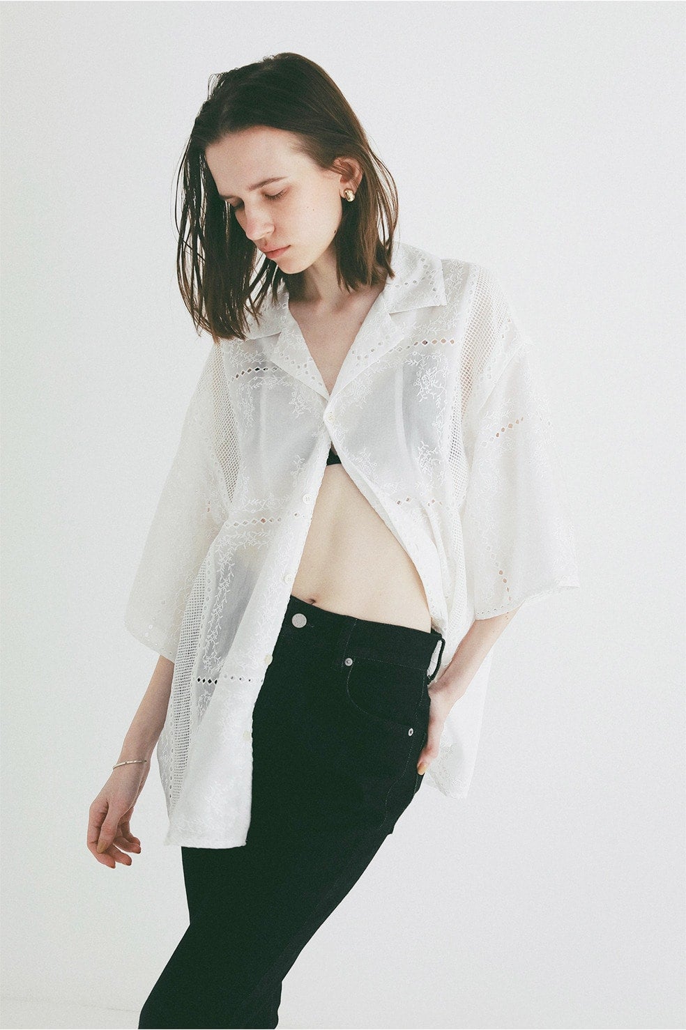 EMBROIDERY LACE BOX SHIRTS
