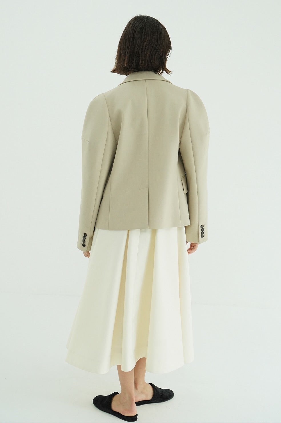 VOLUME FLARE SKIRT
