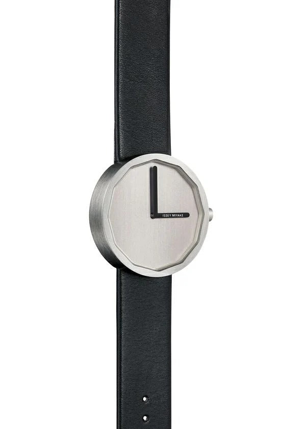 TWELVE　Designed by Naoto Fukasawa