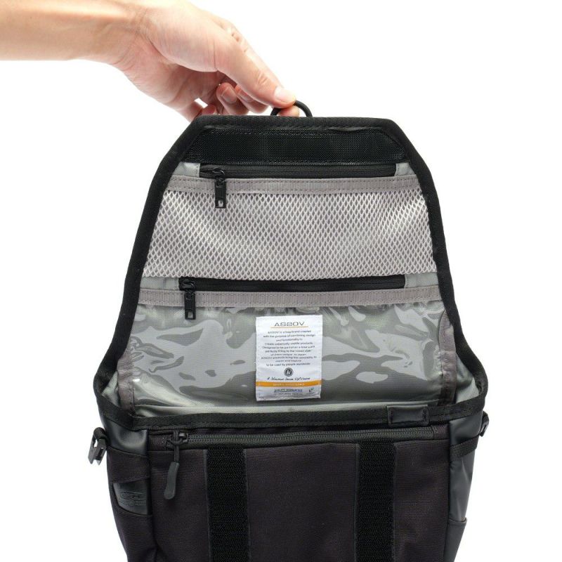 BLEISURE TRAVEL SHOULDER