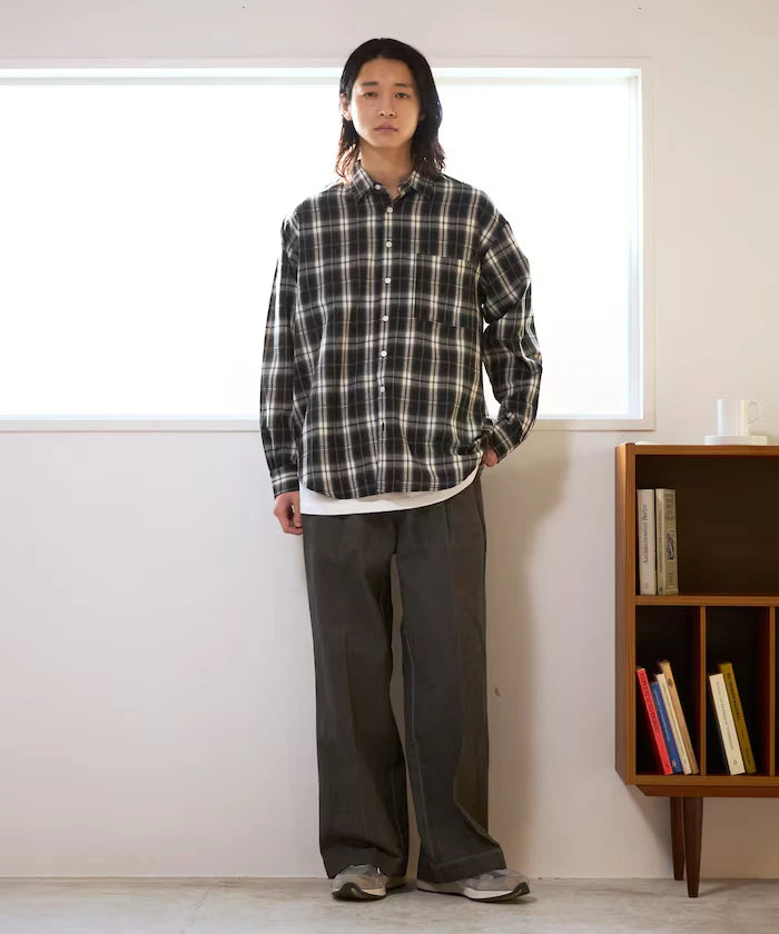 Fade processing cotton tuck wide pants