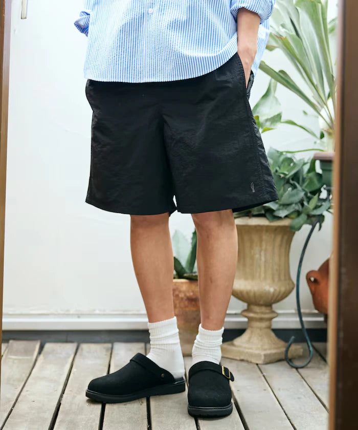 Nylon Medium Length Baggy Shorts