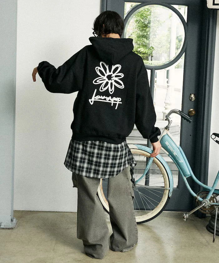 LOVE POP STUDIO FLOWER GRAPHIC HOODIE【Limited Edition】
