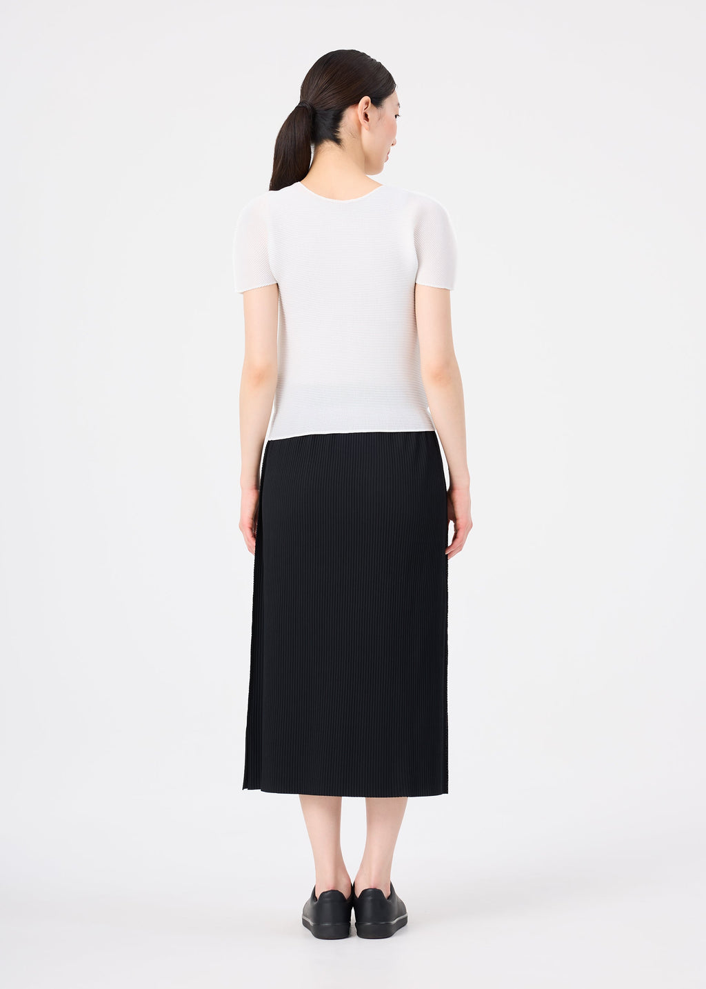 Fine Knit Pleats