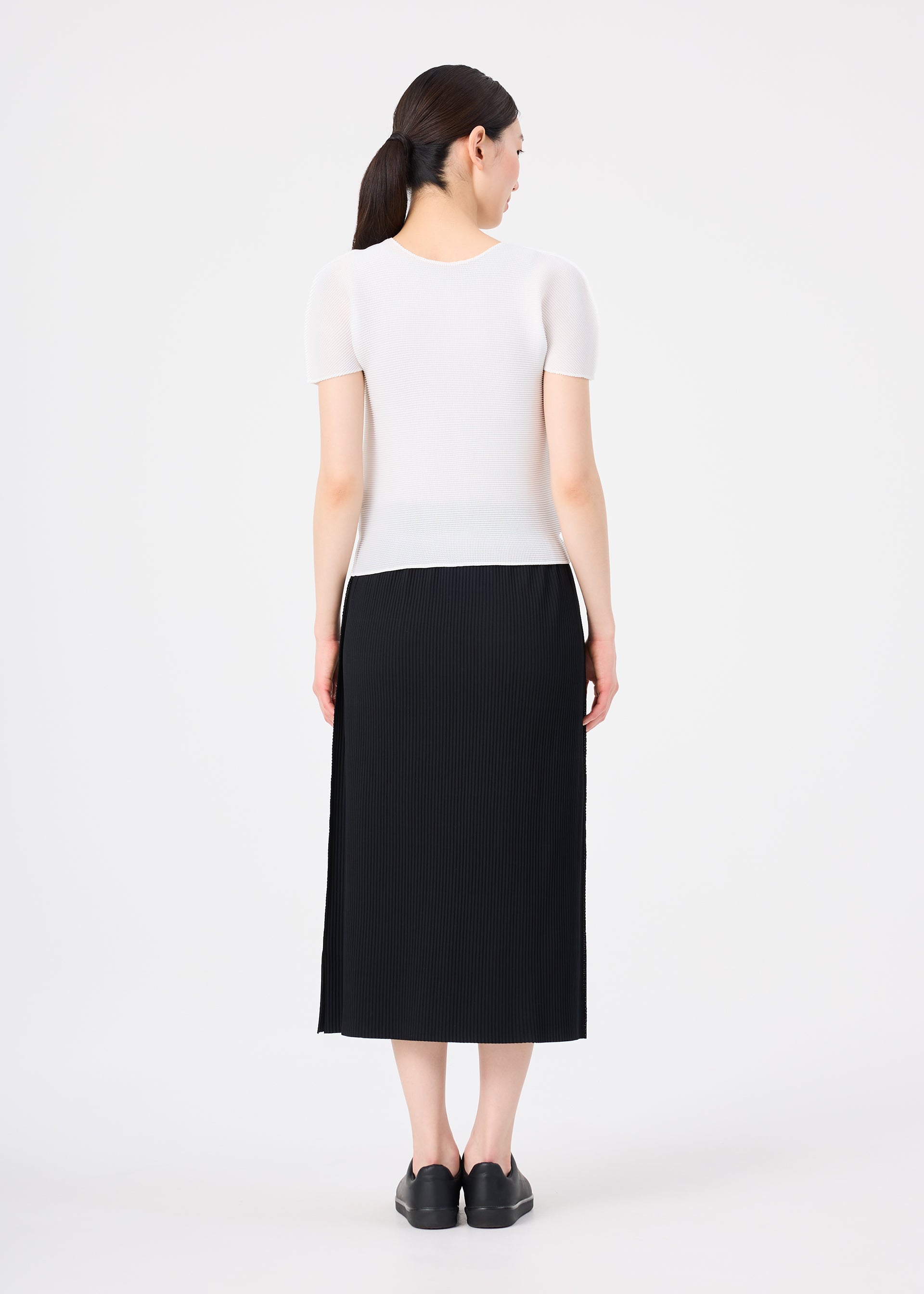 Fine Knit Pleats