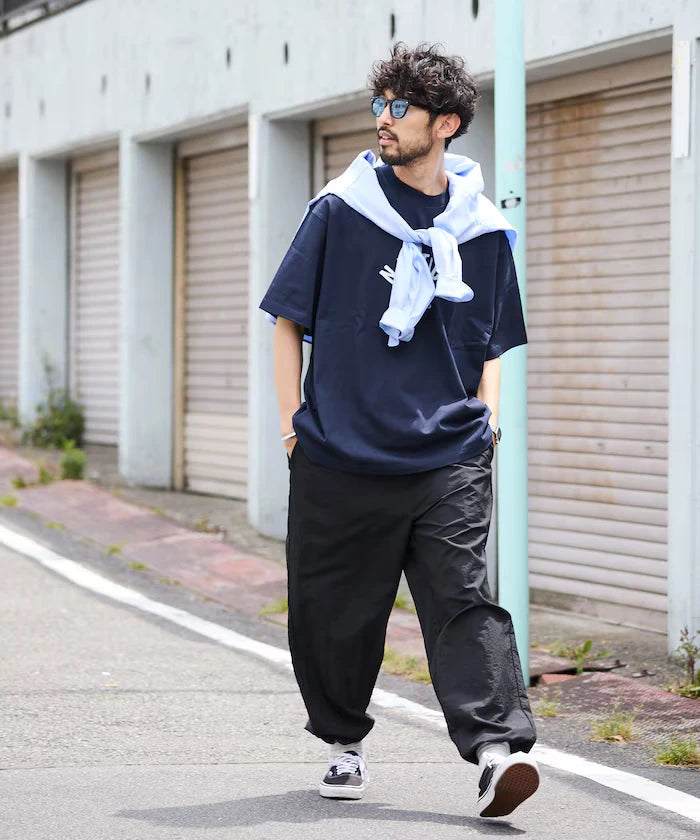 Wide Straight Nylon Track Pants / Tapered Silhouette Easy Nylon Pants