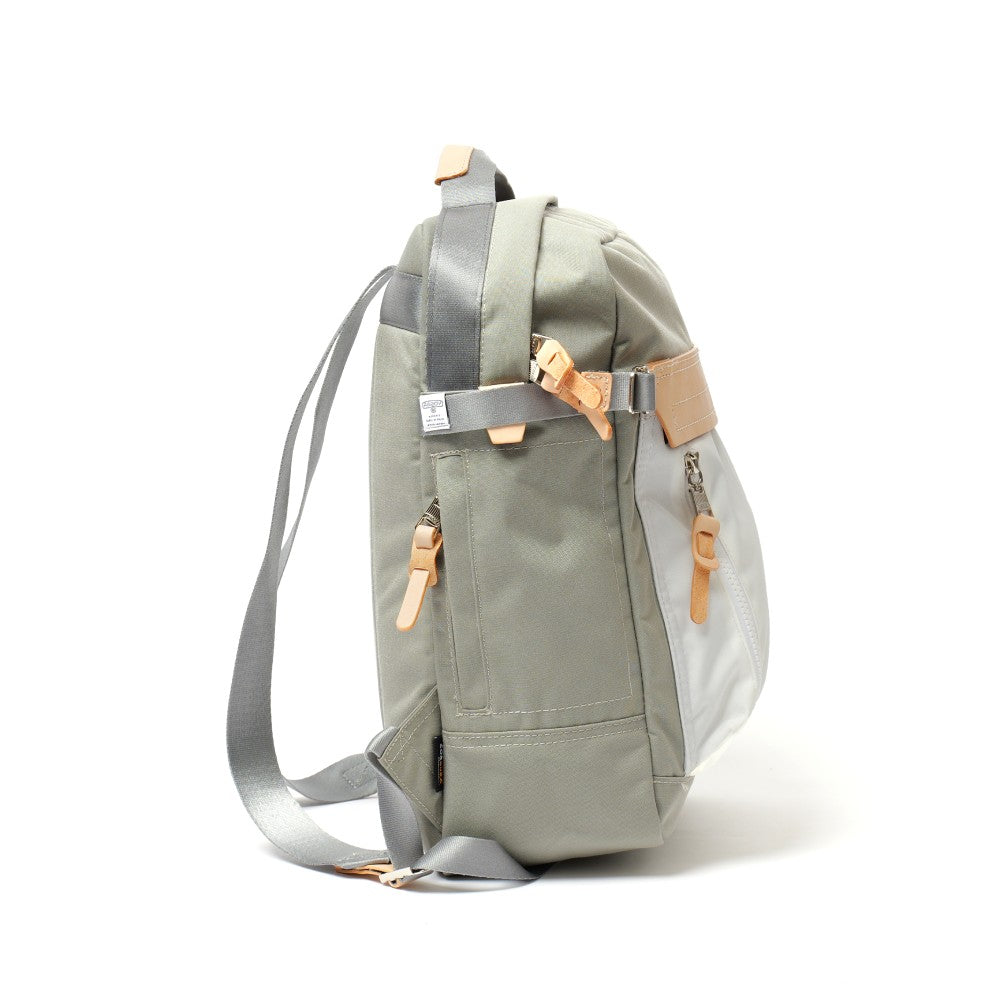 HIGHDENSITY SQUARE BACKPACK / GRAY
