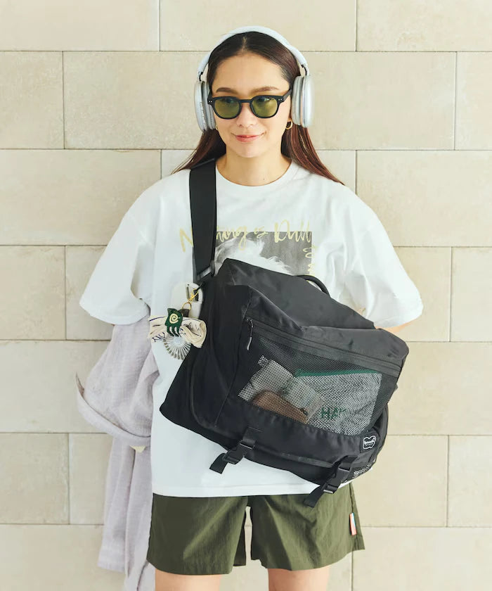 EXPANDER MESSENGER BAG Messenger Bag Water Resistant