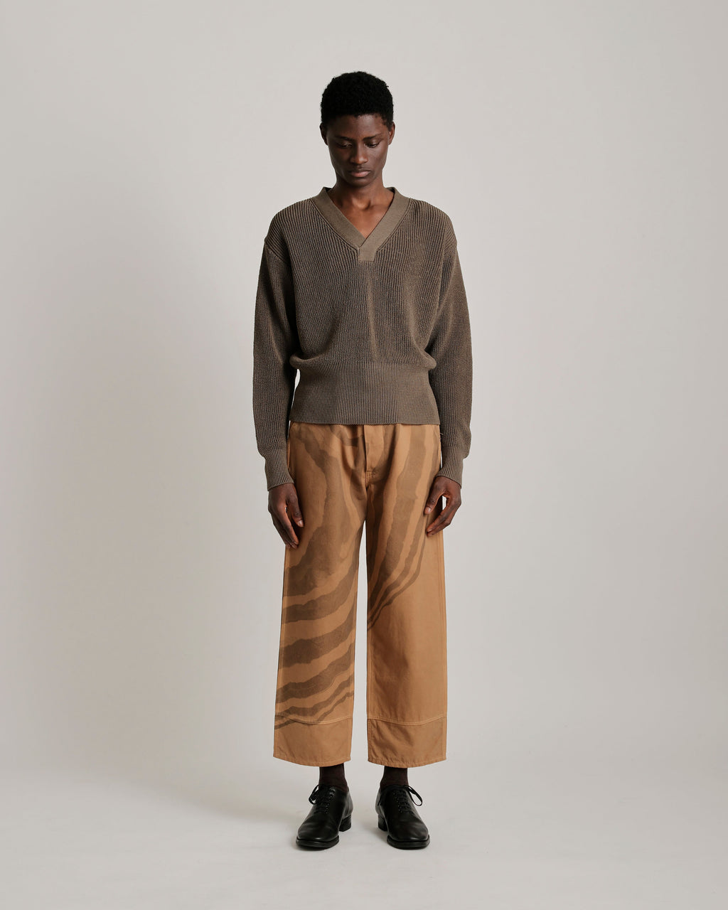 LOT.529 V NECK PULLOVER