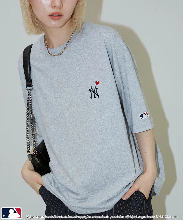 MLB Back Print Heart T-Shirt