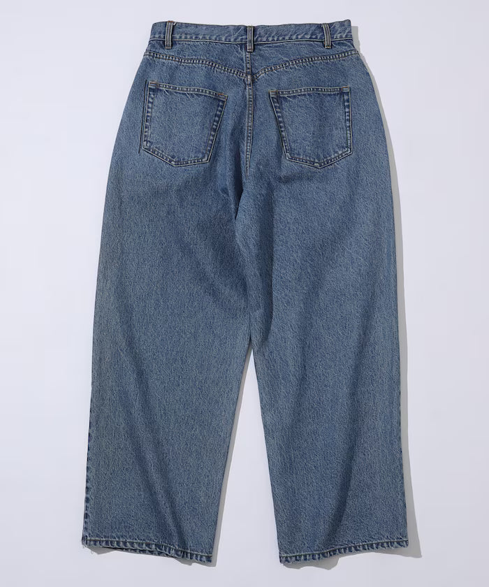 Design Tuck Japan Denim / Wide Silhouette