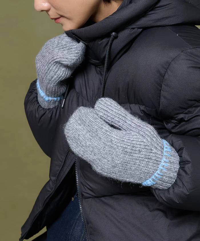 Colorful Blanket Stitch Mittens