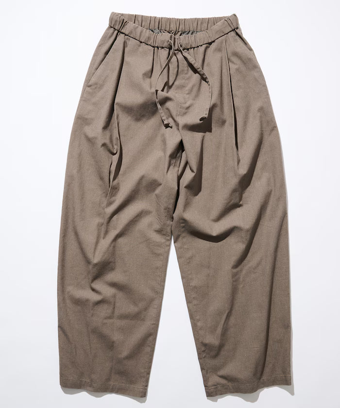Wide Silhouette Linen Mix Tuck Easy Pants [Limited Edition]