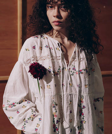 Dobby Floral Embroidery x Lace Dress