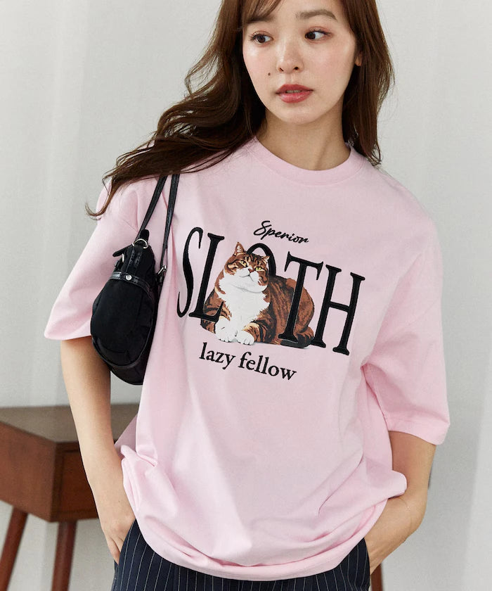 <Functional Material> SLOTH Embroidered Cat T-Shirt Limited Edition