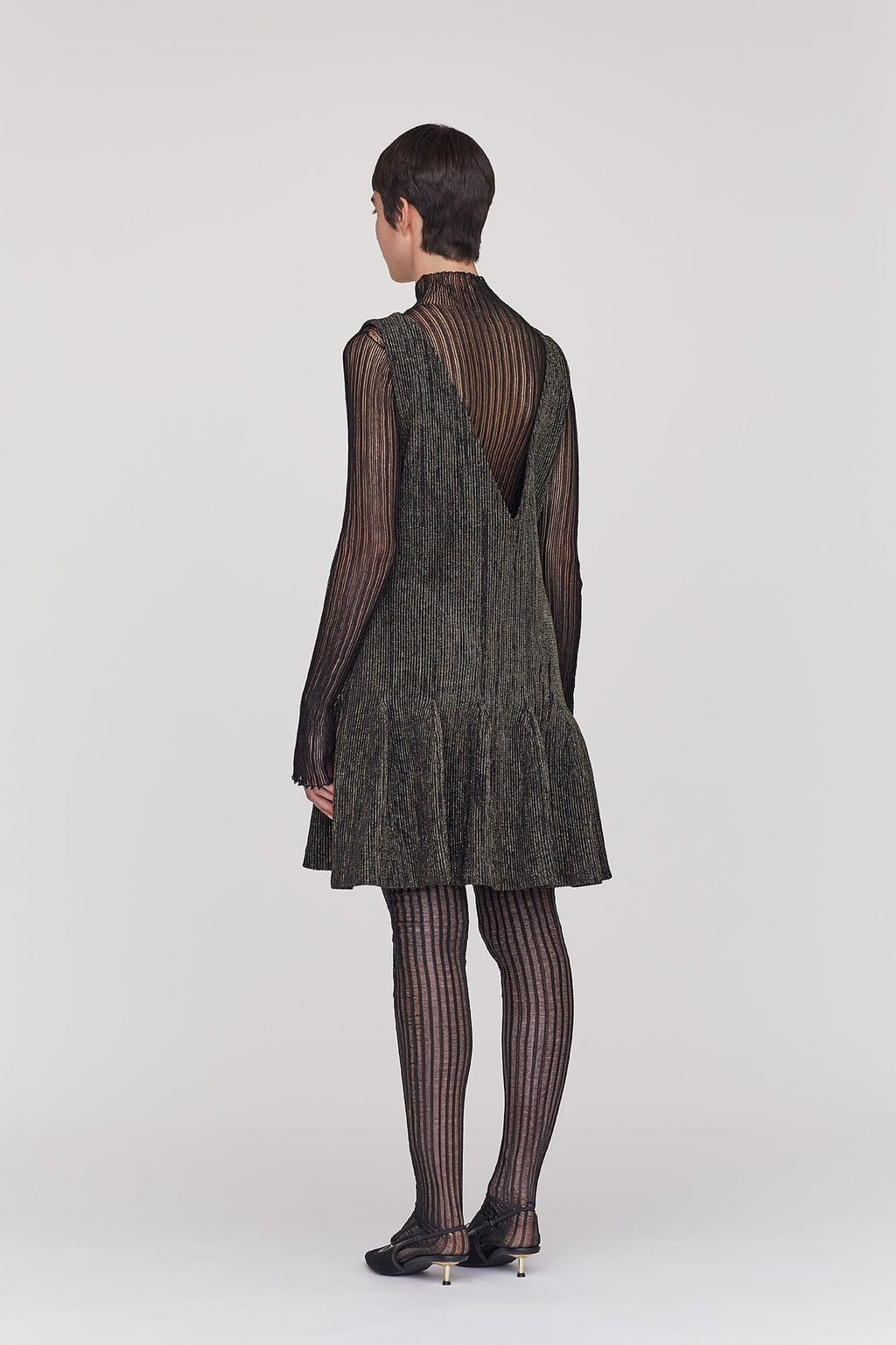 HYPHA V-NECK SLEEVELESS DRESS
