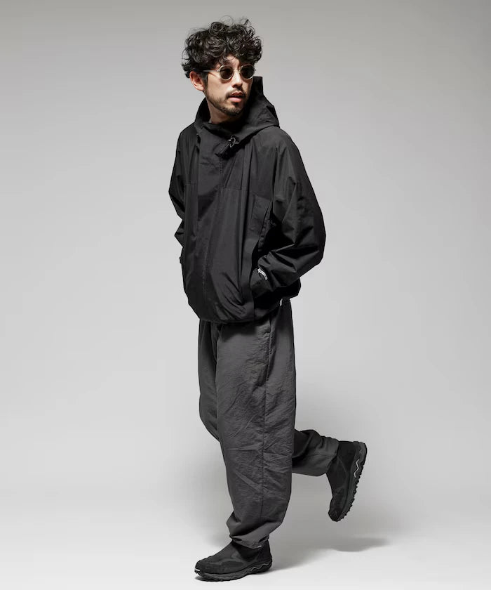 Wide Straight Nylon Track Pants / Tapered Silhouette Easy Nylon Pants