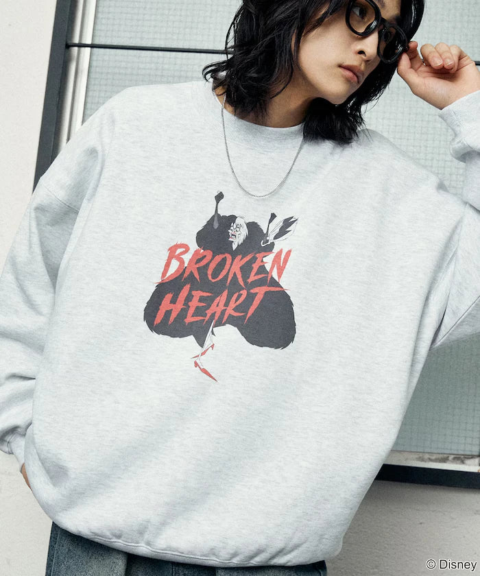 Special Order VILLAINS CRUELLA SWEAT