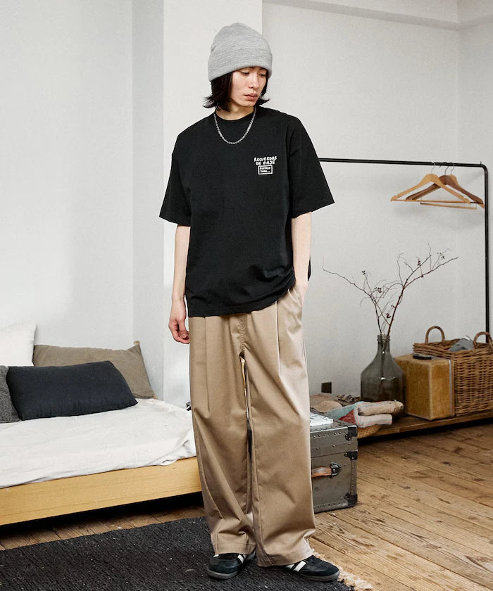 Love Pop Studio Travel Note Typography T-Shirt
