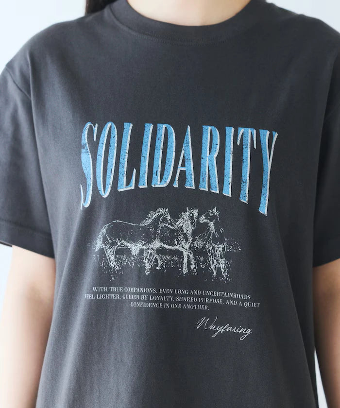 Comfortable Logo Horse Print Crew Neck T-Shirt