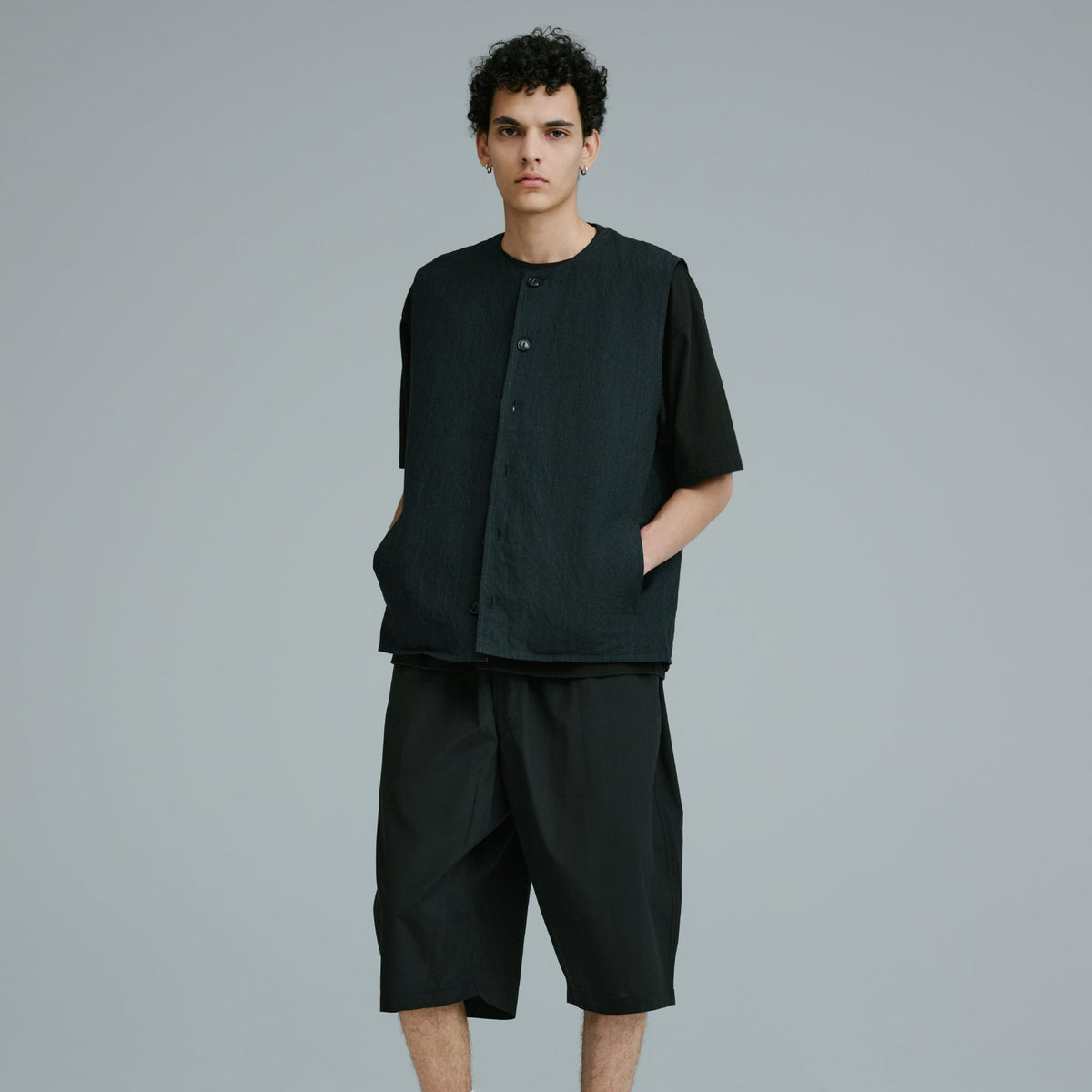 Linen Wool Tropical Crew Neck Vest