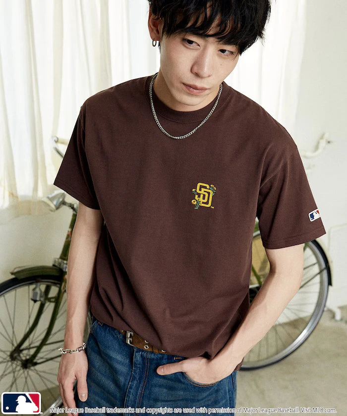 MLB One-Point Flower Embroidery T-Shirt