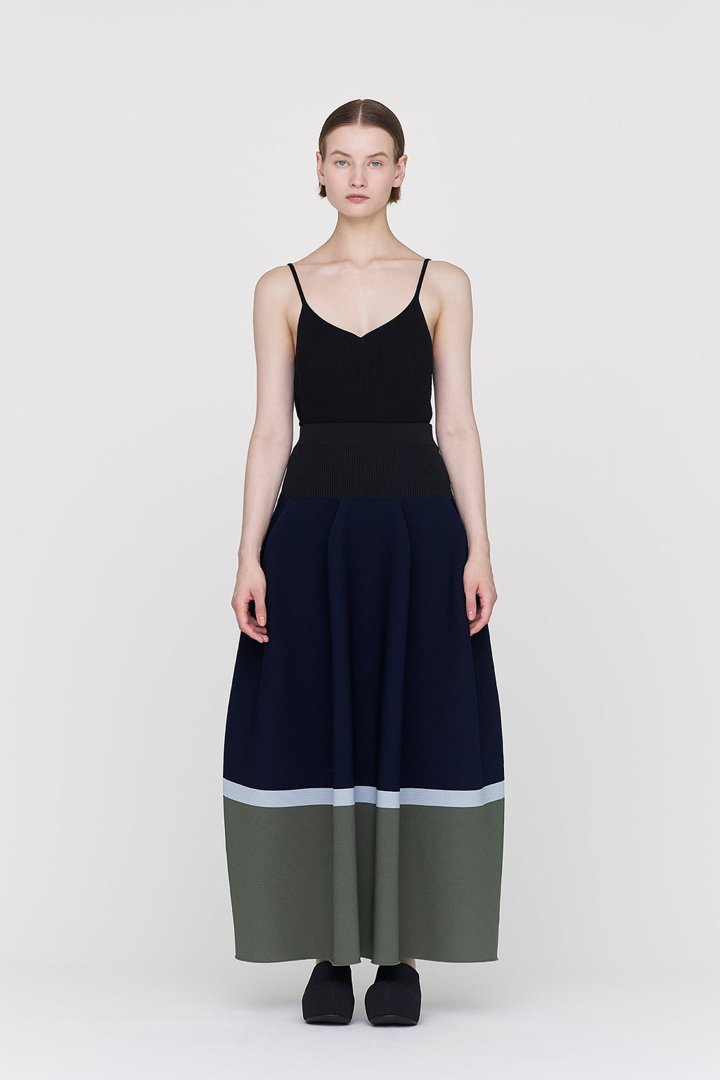 PORTRAIT CAMISOLE TOP