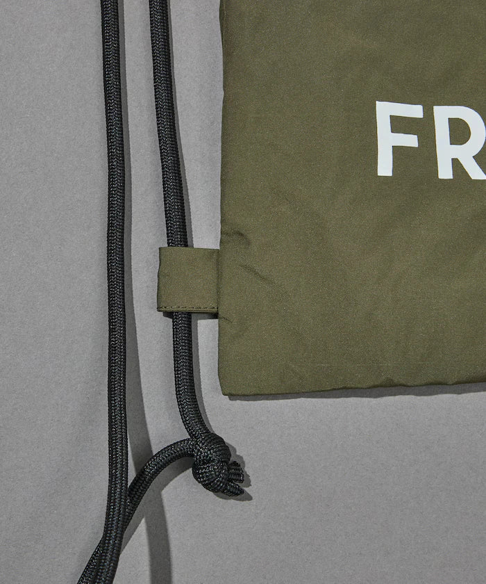 Haku. × FREAK'S STORE Multi-Function Easy Setup With Nap Sack