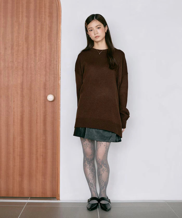 Sweat-like Lettered Knit / Jacquard Knit