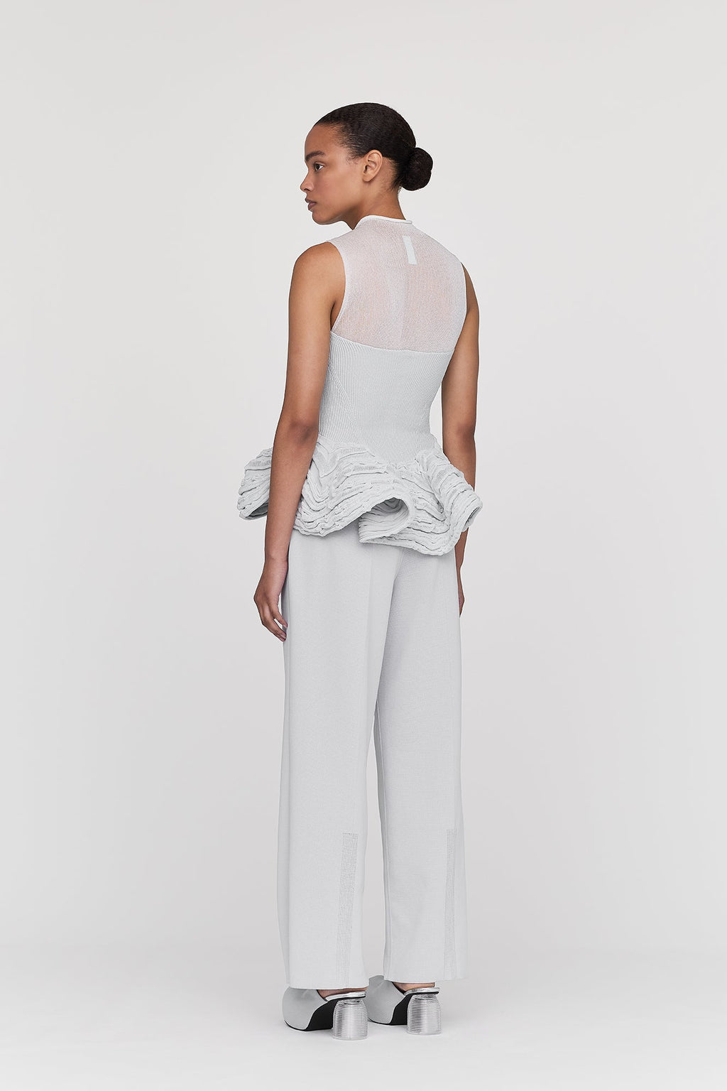 PORTRAIT LUCENT SLEEVELESS TOP