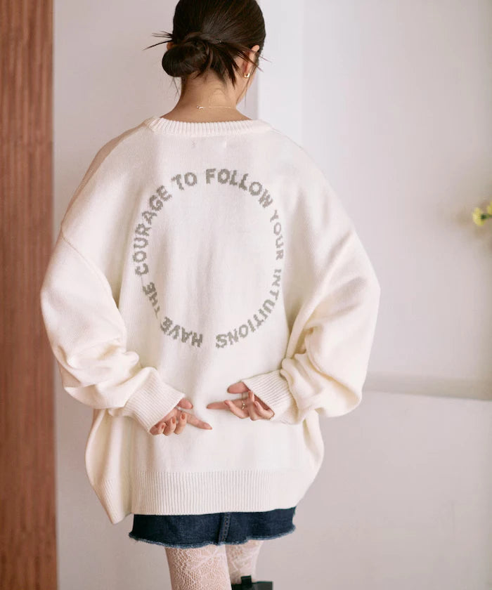Sweat-like Lettered Knit / Jacquard Knit