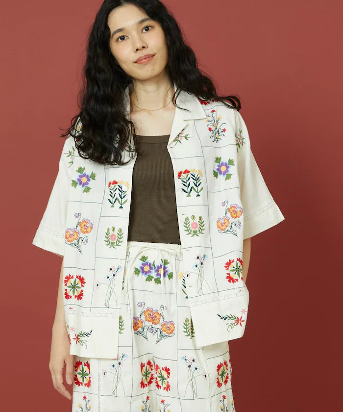 Patchwork Flower Embroidery Shirt