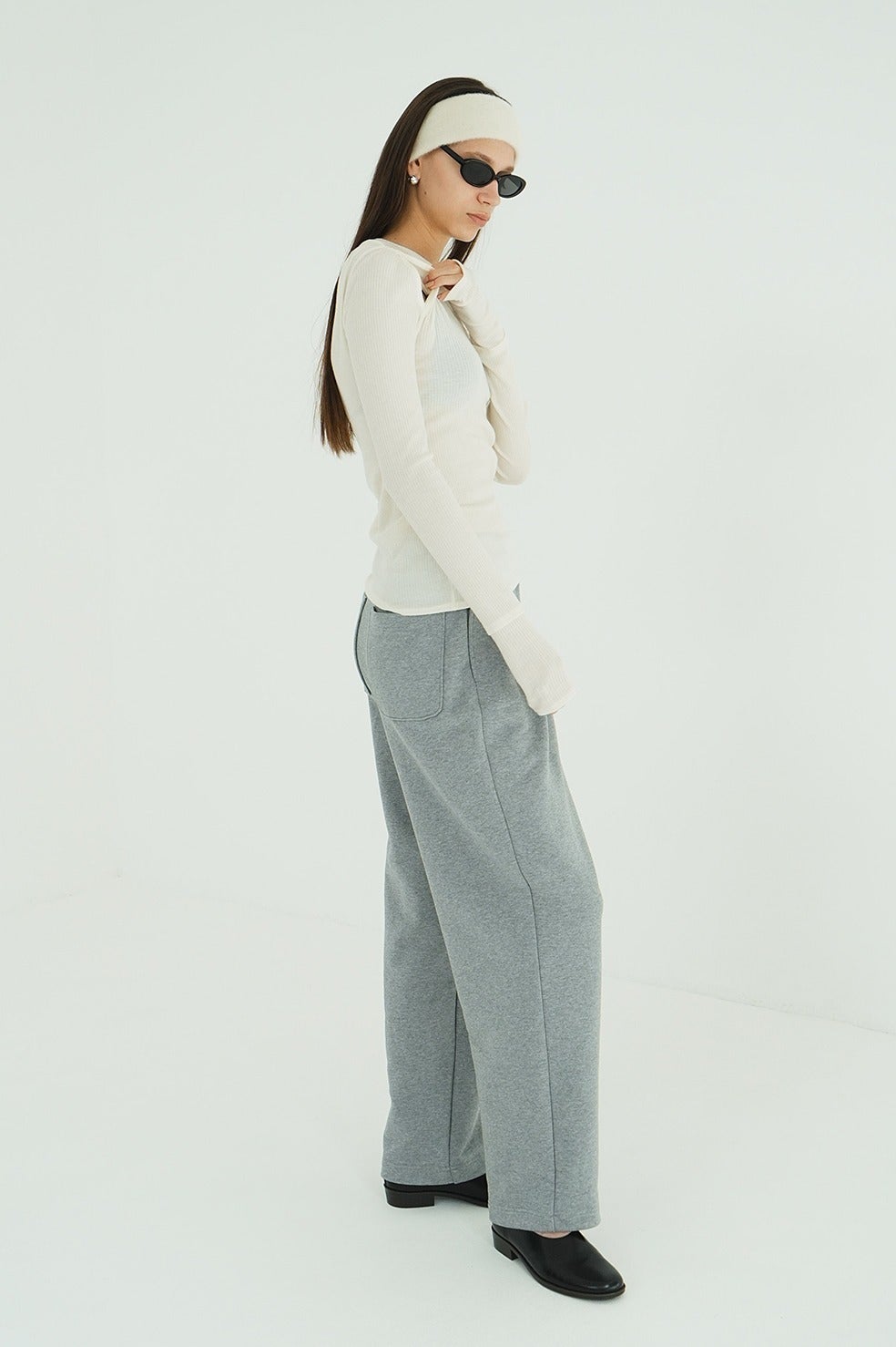 LAYERED SHOULDER CUT TOPS