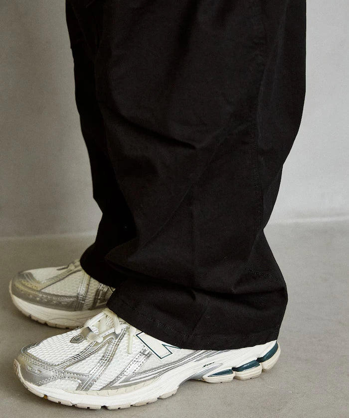 LOVE POP STUDIO Chino Cargo Pants Limited Edition