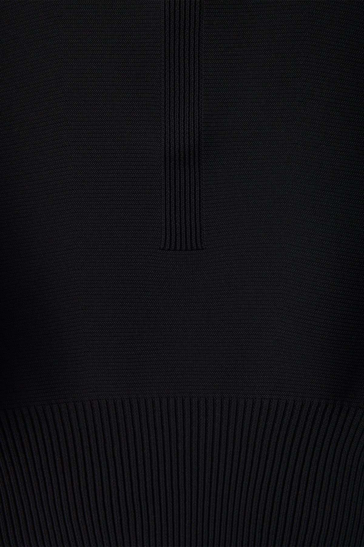 POTTERY CREASE SHORT SLEEVE ROUND TOP
