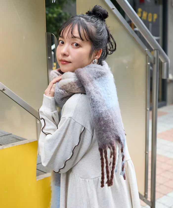 Volume Check Fringe Muffler