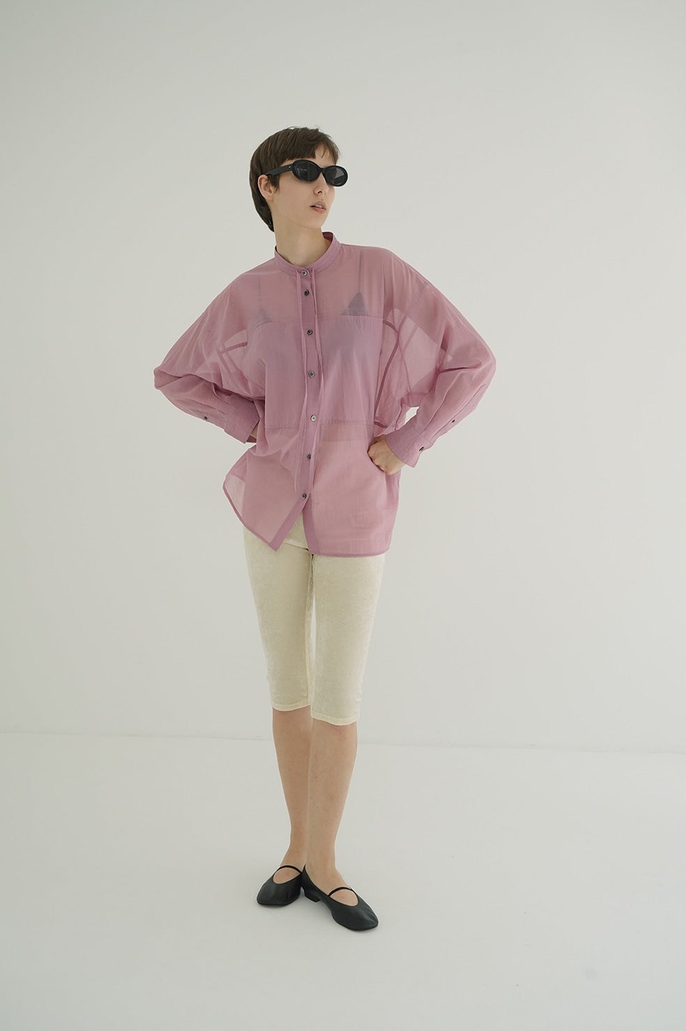 VELOUR CAPRI PANTS