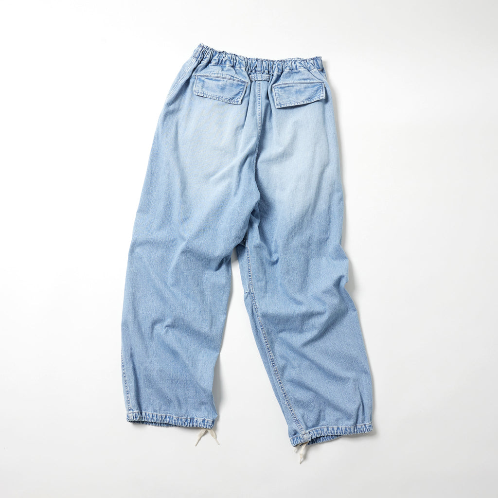 Recycled Waste Suvin Cotton Yarn 10oz. Jelt Denim Knee Tuck Easy Pants Bleach Washed