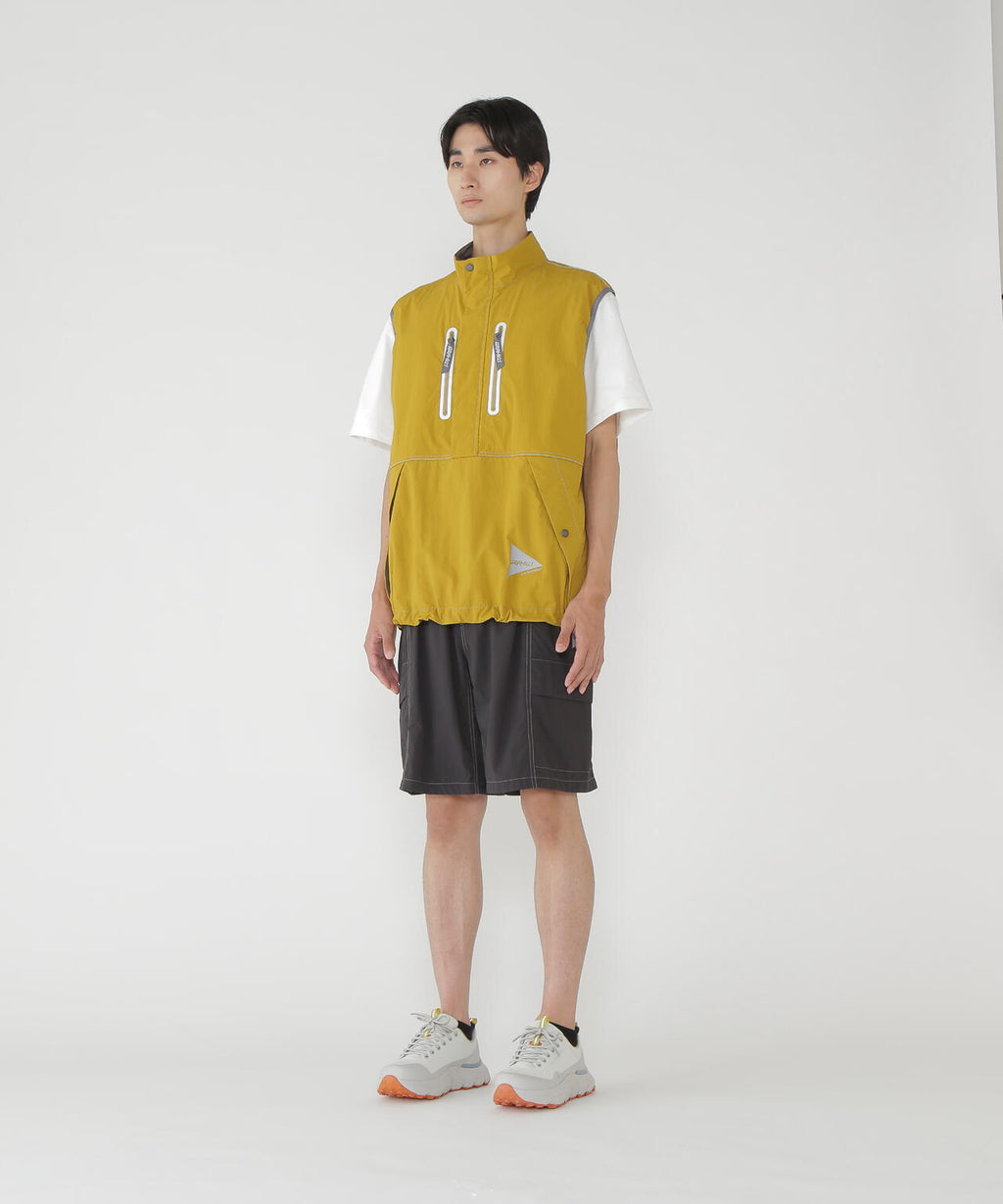 Gramicci × and wander  brushed nylon vest