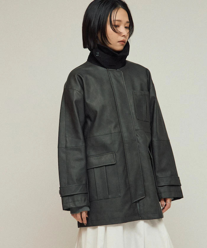 Oversized Crush Leatherette Jacket / Collar Corduroy