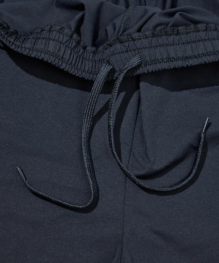 Haku. × FREAK'S STORE Multi-Function Easy Setup With Nap Sack